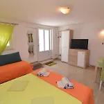 In - Zadar Riviera 7908 Apartment