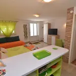 In - Zadar Riviera 7908 Apartment *